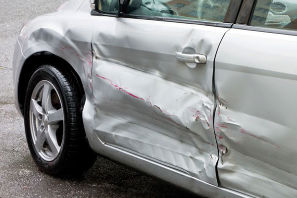 800quickfit-auto-body-shop-Dents-Scratches-Paint-Damage-image